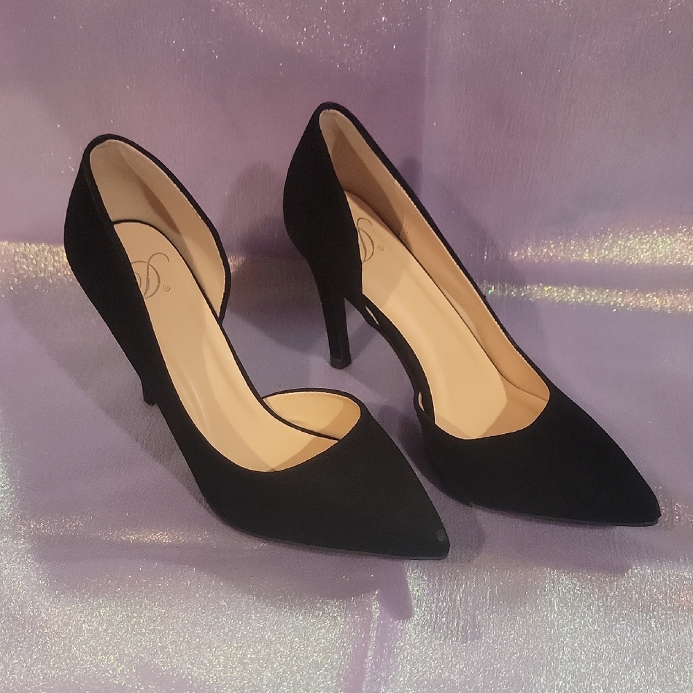 Delicious Black Heels Sleek Stiletto Pumps